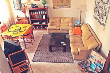 Italia Privát Oristano, Exterior